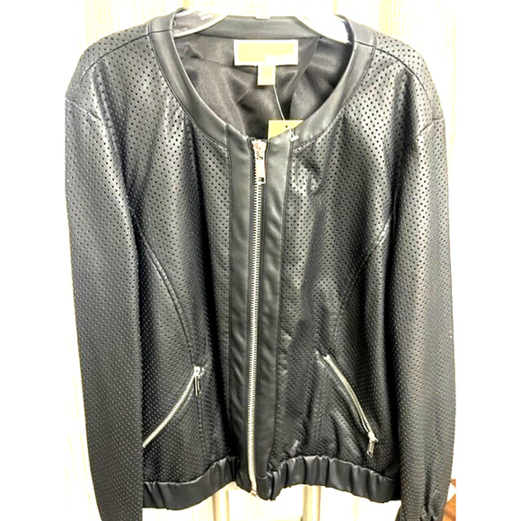 Michael Kors Women Black Faux Leather Bomber Perforated Jacket Sz Large NWT $195 - Picture 1 of 13